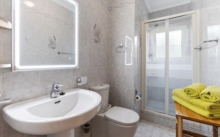 Image No.15-4 Bed Villa for sale