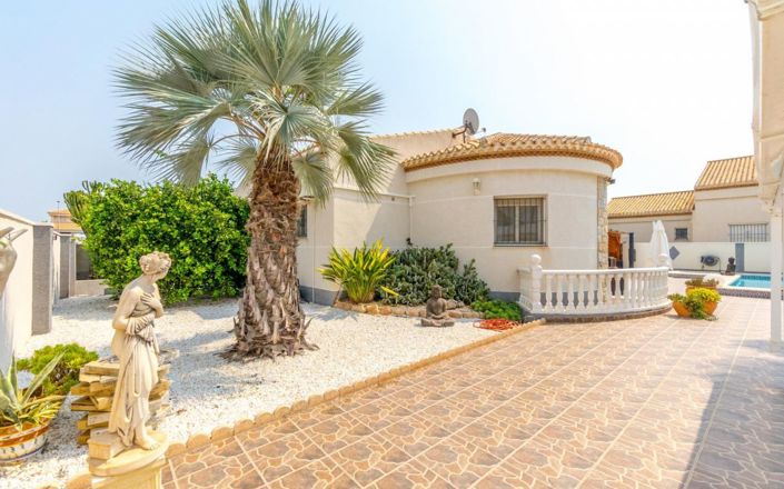 Image No.30-4 Bed Villa for sale