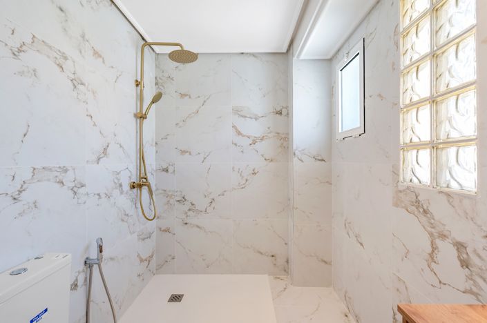 Image No.17-4 Bed Villa for sale