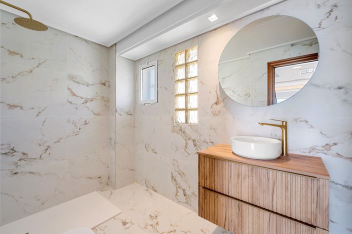 Image No.18-4 Bed Villa for sale