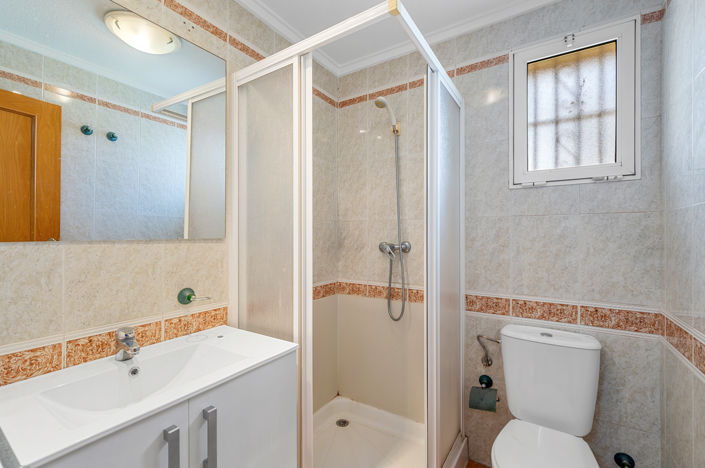 Image No.36-4 Bed Villa for sale