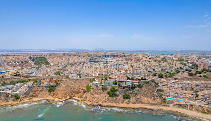 Image No.53-4 Bed Villa for sale