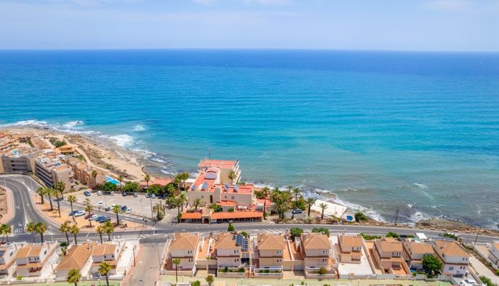 Image No.56-4 Bed Villa for sale