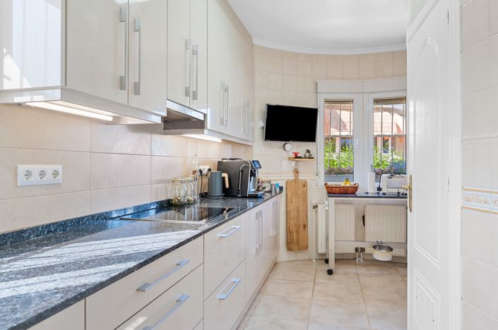 Image No.15-5 Bed Villa for sale