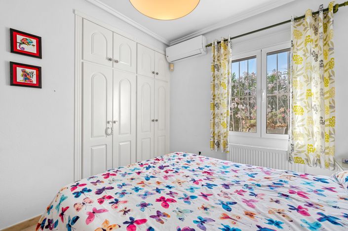 Image No.36-5 Bed Villa for sale