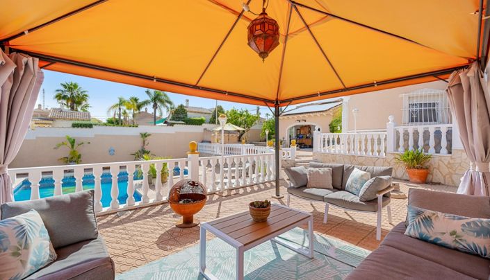 Image No.41-5 Bed Villa for sale