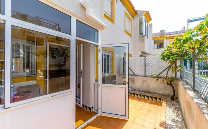 Image No.18-2 Bed Apartment for sale