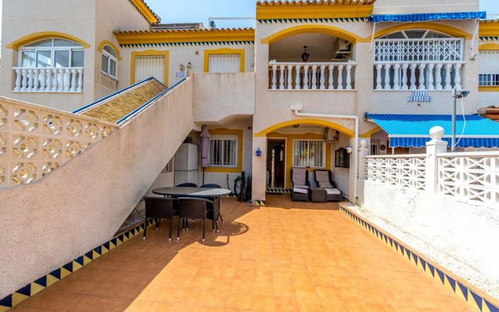 Image No.28-2 Bed Apartment for sale