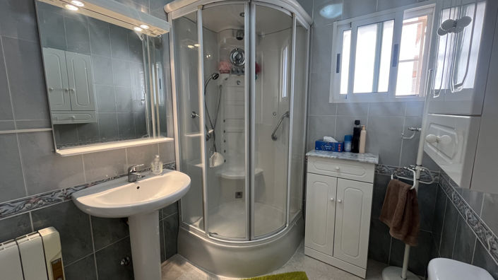 Image No.26-3 Bed Villa for sale