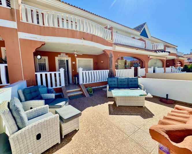 Image No.1-3 Bed Villa for sale