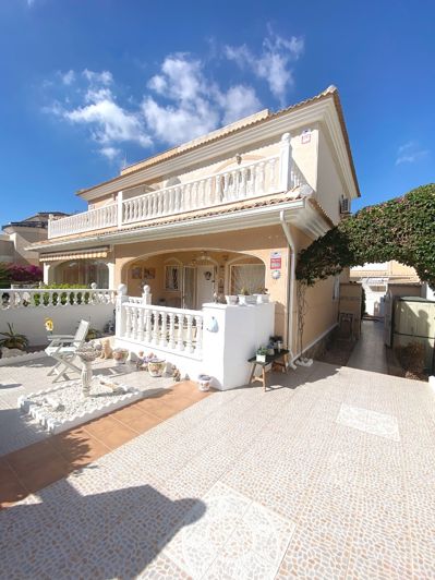 Image No.1-2 Bed Townhouse for sale
