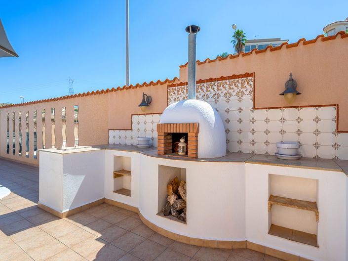 Image No.31-3 Bed Villa for sale