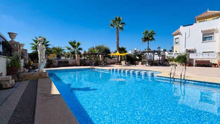 Image No.15-2 Bed Apartment for sale