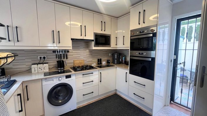 Image No.11-3 Bed Villa for sale