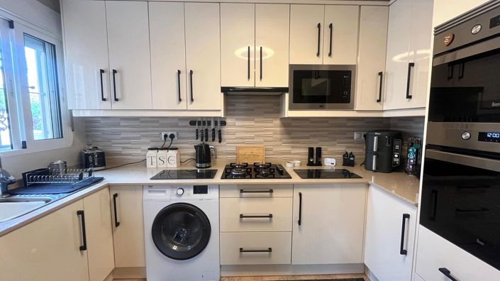 Image No.9-3 Bed Villa for sale