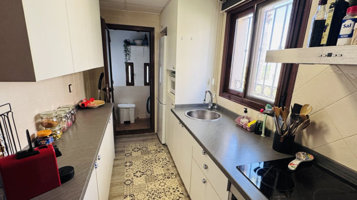 Image No.9-3 Bed Property for sale