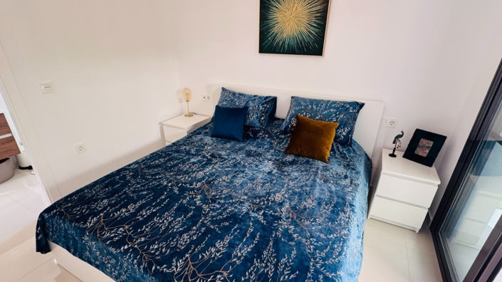 Image No.10-2 Bed Apartment for sale