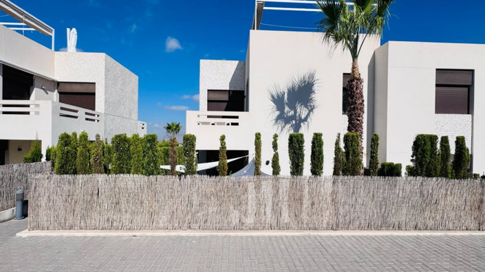 Image No.20-2 Bed Apartment for sale