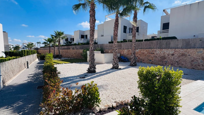 Image No.22-2 Bed Apartment for sale