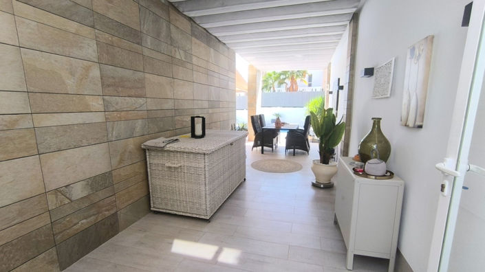 Image No.17-3 Bed Villa for sale