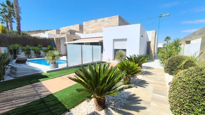 Image No.23-3 Bed Villa for sale