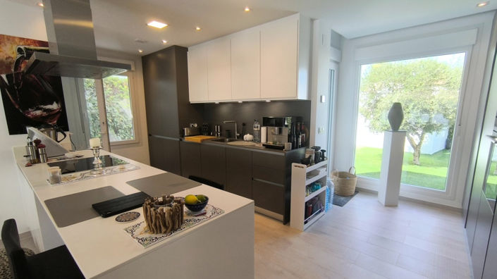 Image No.7-3 Bed Villa for sale