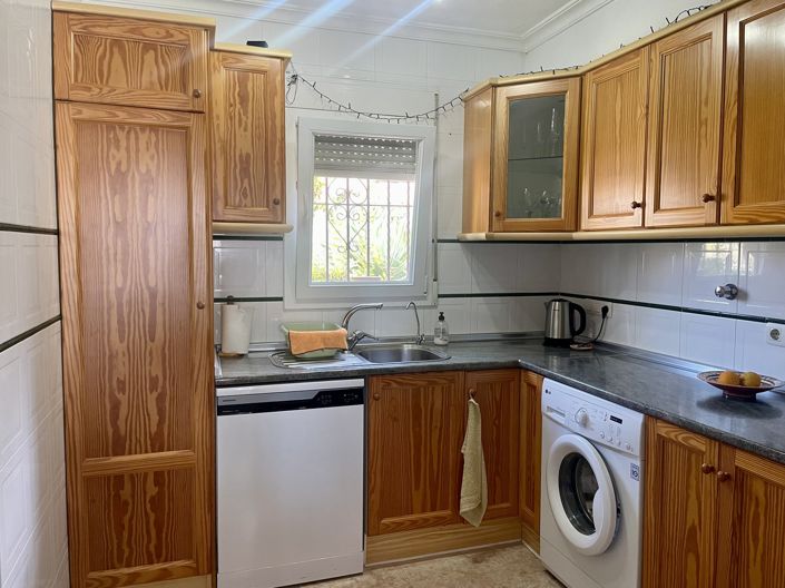 Image No.11-3 Bed Villa for sale