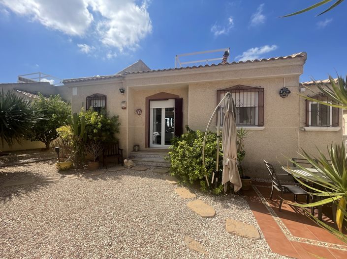 Image No.2-3 Bed Villa for sale