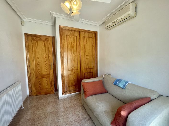 Image No.20-3 Bed Villa for sale