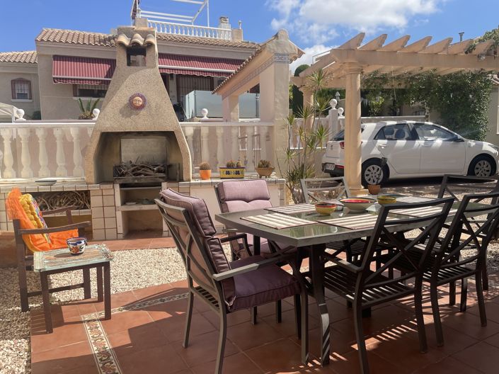 Image No.28-3 Bed Villa for sale