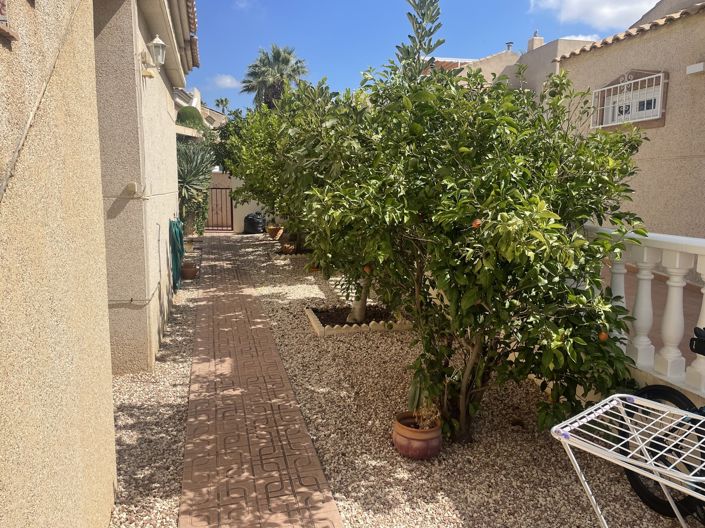 Image No.34-3 Bed Villa for sale