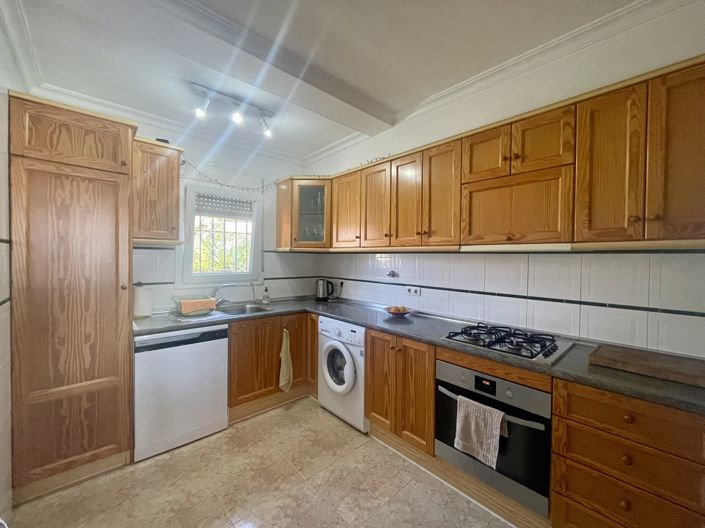 Image No.9-3 Bed Villa for sale