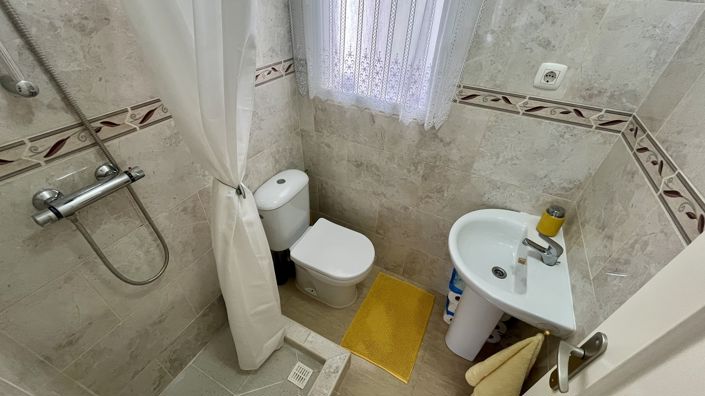 Image No.21-3 Bed Villa for sale