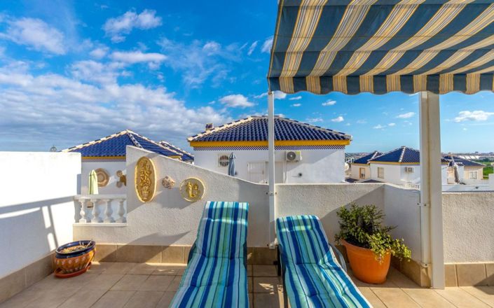 Image No.25-3 Bed Quad for sale