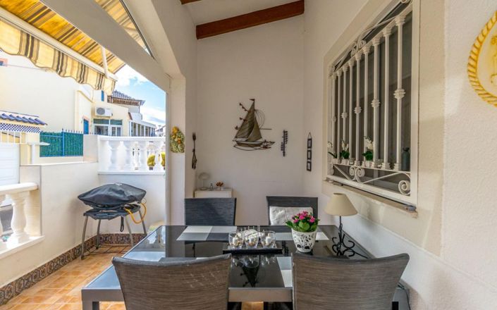 Image No.4-3 Bed Quad for sale