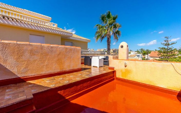 Image No.21-3 Bed Villa for sale