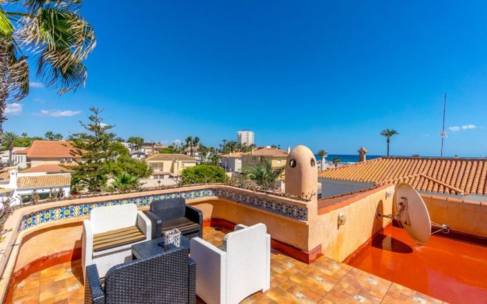 Image No.4-3 Bed Villa for sale