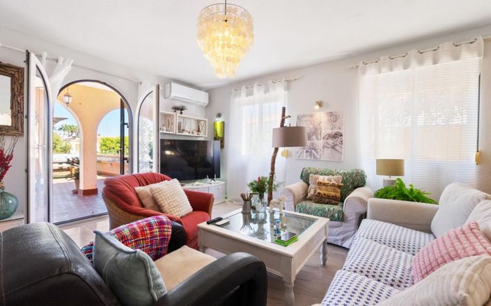 Image No.5-3 Bed Villa for sale