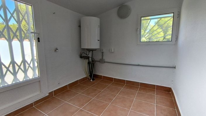 Image No.30-5 Bed Villa for sale