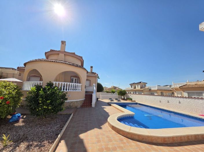 Image No.22-3 Bed Villa for sale