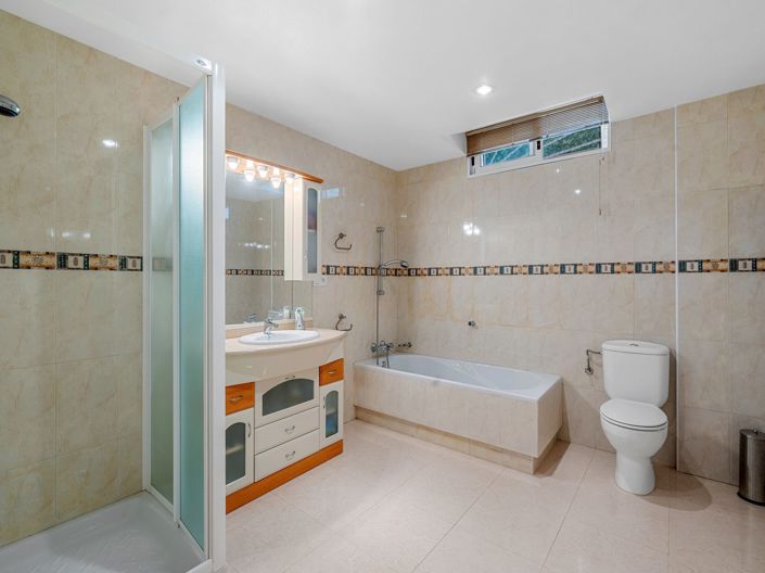 Image No.26-4 Bed Villa for sale