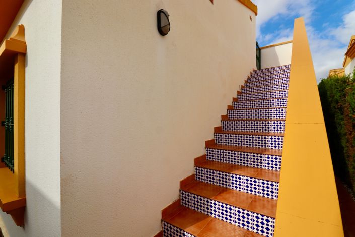 Image No.15-2 Bed Villa for sale