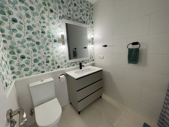 Image No.8-2 Bed Bungalow for sale