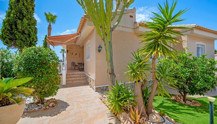 Image No.39-3 Bed Villa for sale