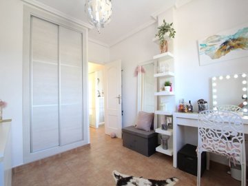 49152_stylish_three_bedroom_detached_villa_with_space_for_a_pool_240925084707_img_7426