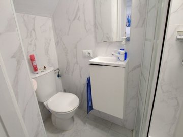 49146_bright_and_spacious_3_bedroom_townhouse_in_lo_crispin_160925190059_img_7123