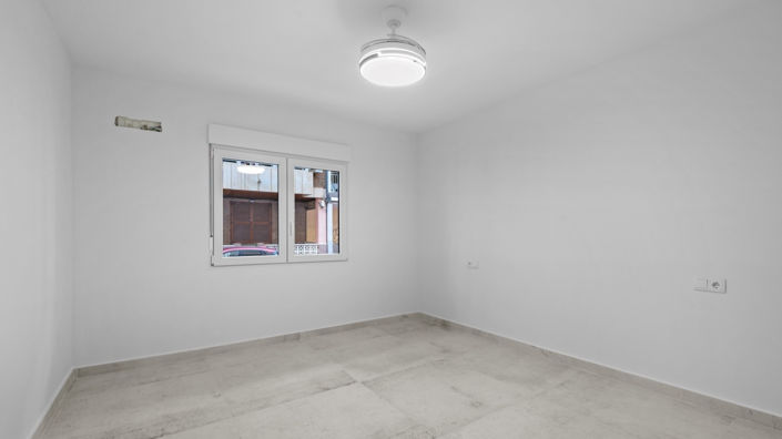 Image No.23-3 Bed Apartment for sale