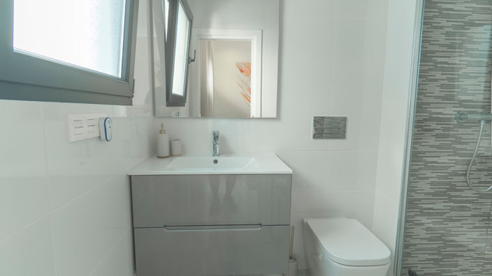 Image No.20-3 Bed Villa for sale