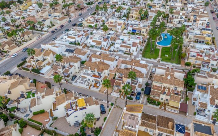 Image No.29-3 Bed Quad for sale