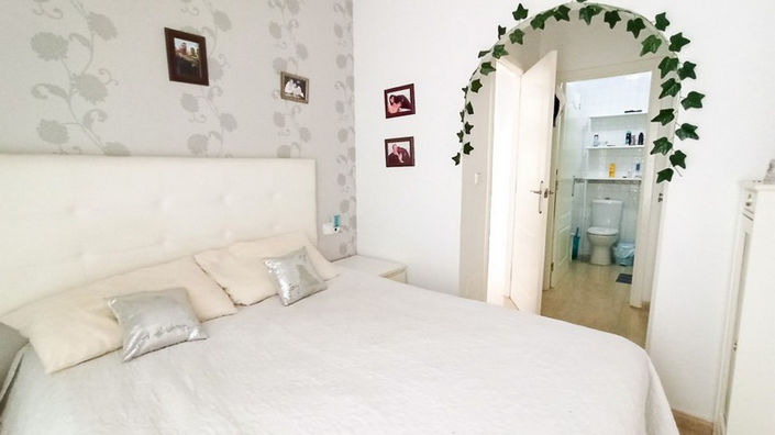 Image No.11-2 Bed Apartment for sale